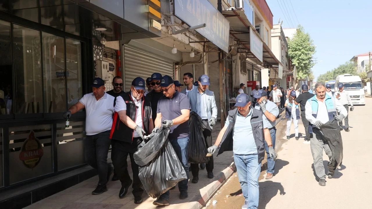 Dulkadiroğlu'nda Temizlik Seferberliği: Başkan Akpınar Farkındalık İçin Alanlarda!