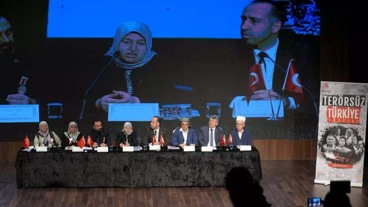 Terörsüz Türkiye için birlik çağrısı: Durkaya ve şehit annelerinden mesajlar geldi