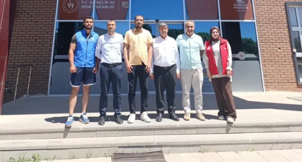 Erzurum Gençlik ve Spor İl Müdürlüğü, ‘Tecrübemi Paylaşıyorum’ Projesi Kapsamında Mersin Gençlik Merkezi Müdürünü Ağırladı