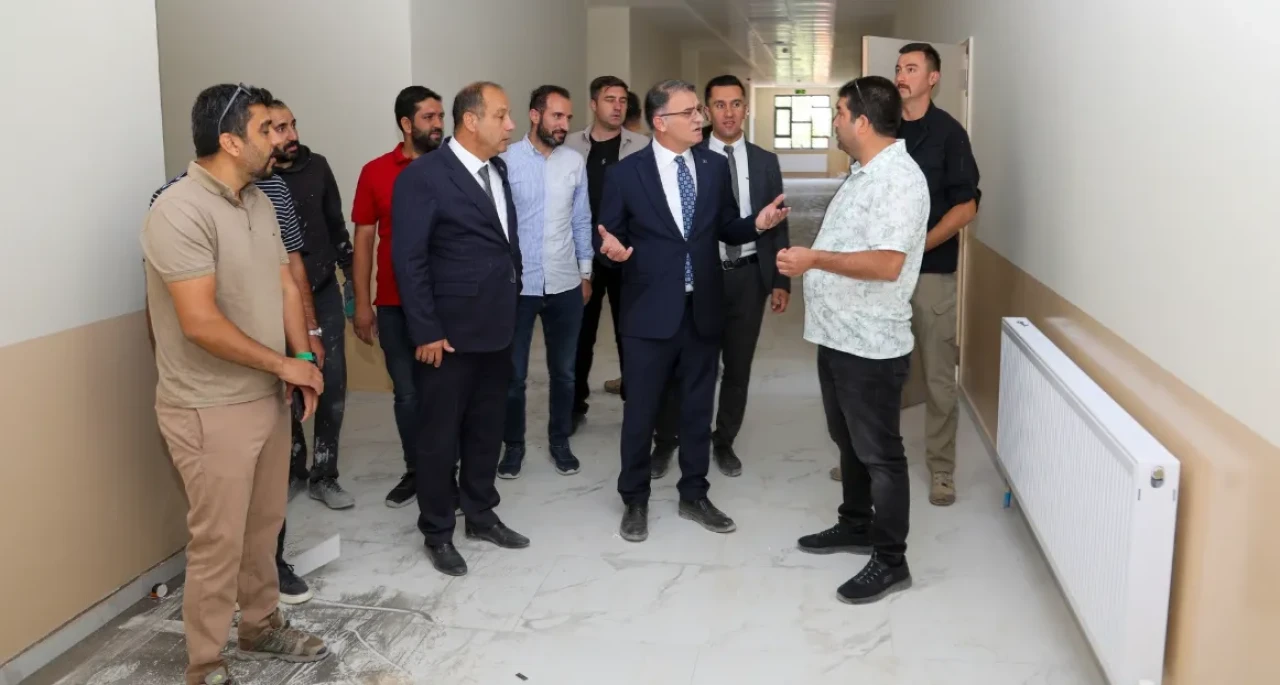 Van’da Son 3 Yılda 246 Okul Hizmete Girdi: Valimiz Ozan Balcı İncelemelerde Bulundu