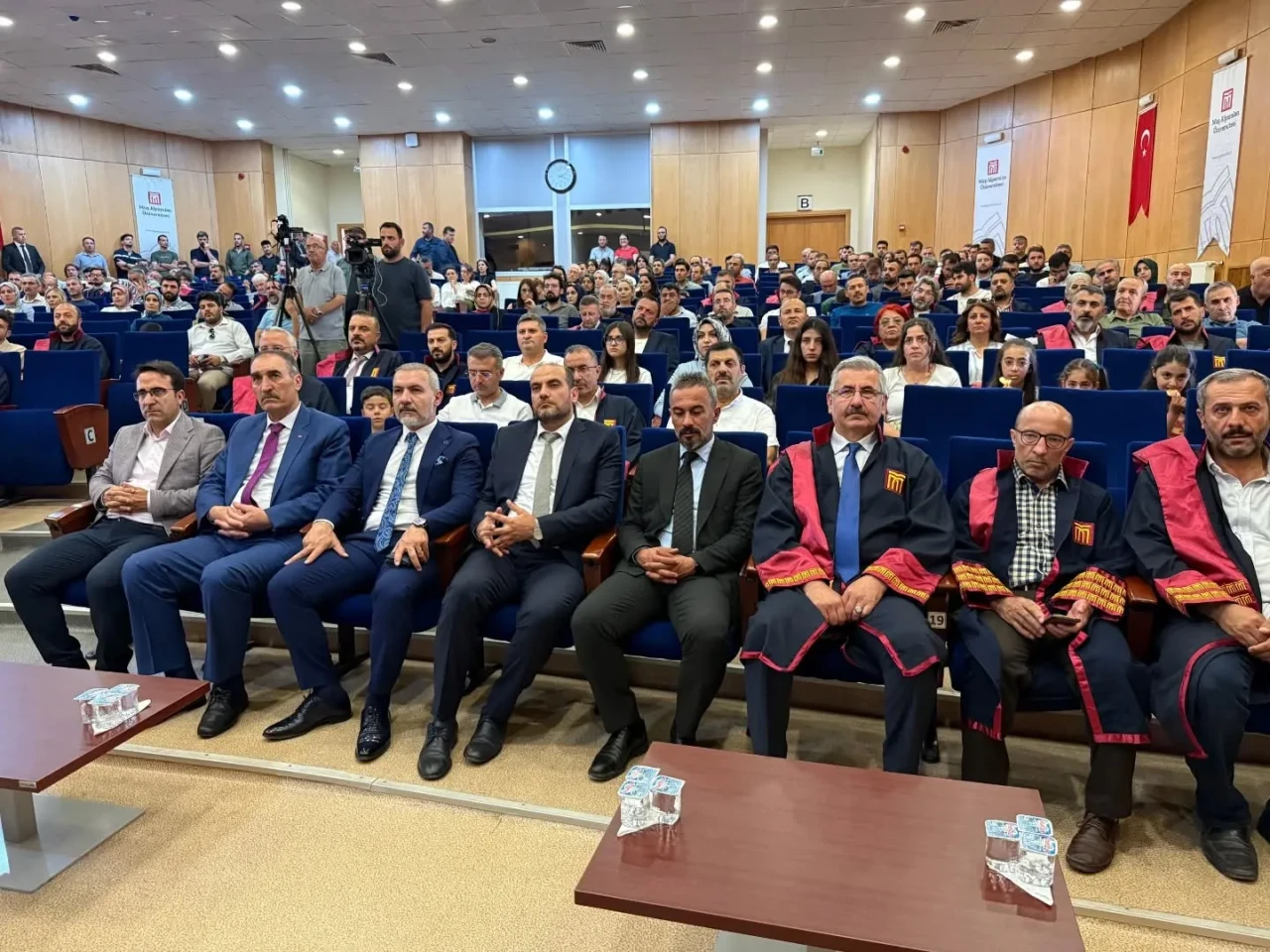 Muş İl Müftü Vekili Ömer Sever, MAUN 2024-2025 Mezuniyet Törenine Katıldı