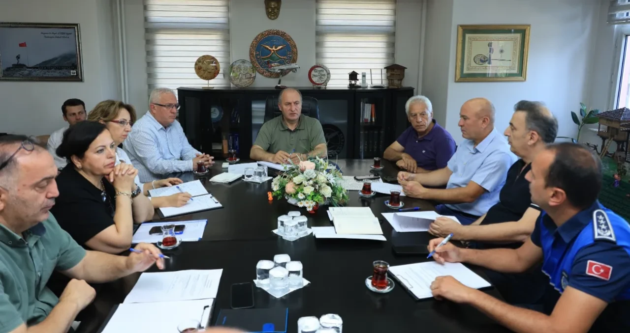 Arhavi Belediyesi’nde Haftalık Birim Amirleri Toplantısı Gerçekleştirildi