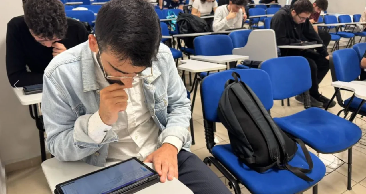 Karadeniz Teknik Üniversitesi Diş Hekimliği Fakültesi’nde Dijital Sınav Uygulaması Başladı