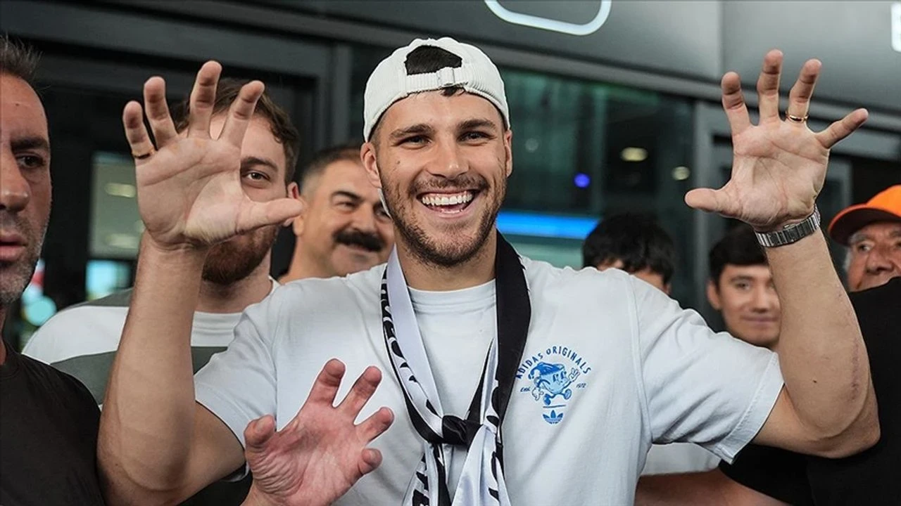 Beşiktaş, David Jurasek ile tarihindeki 188. yabancı futbolcuyu kadrosuna kattı