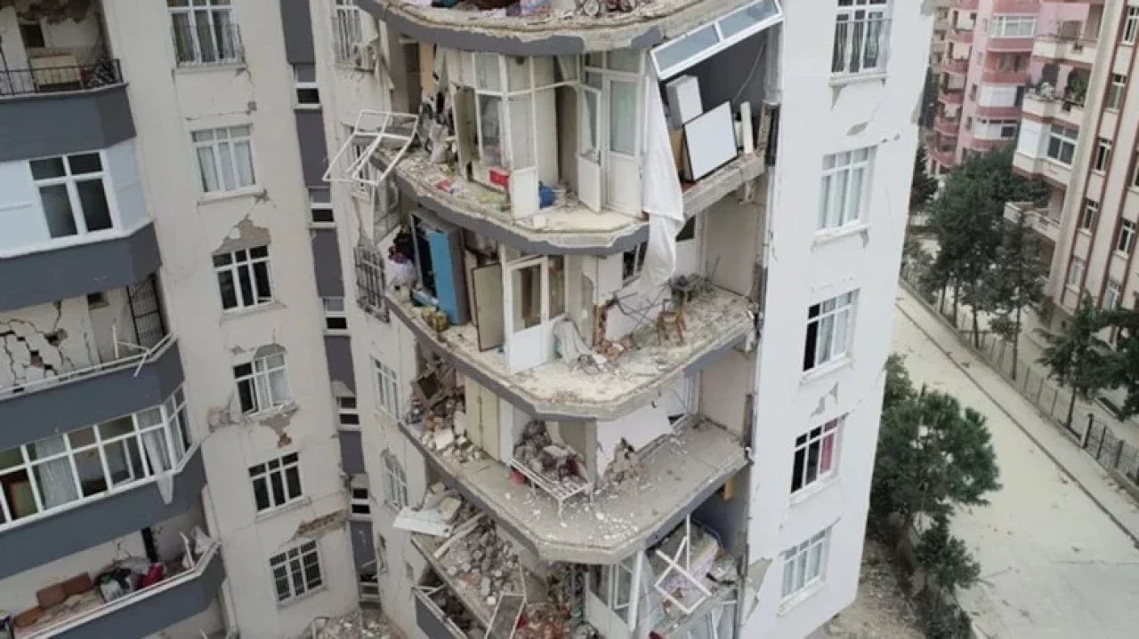 Ceyhan Depremi'nin 27. yılı: Türkiye'de depreme karşı acil önlem çağrısı yapıldı