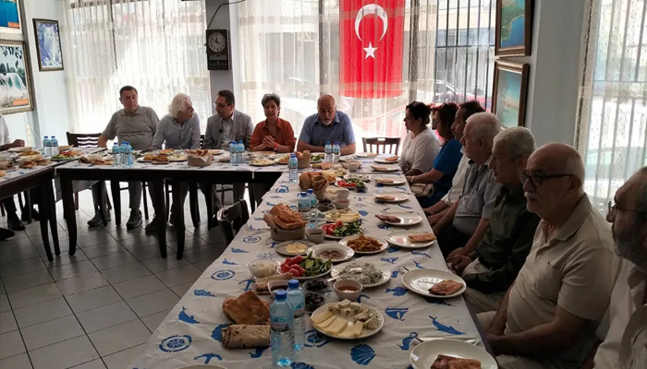 İzmir'de Van kahvaltısıyla kültürel zenginlikler tanıtıldı, sosyal bağlar güçlendi
