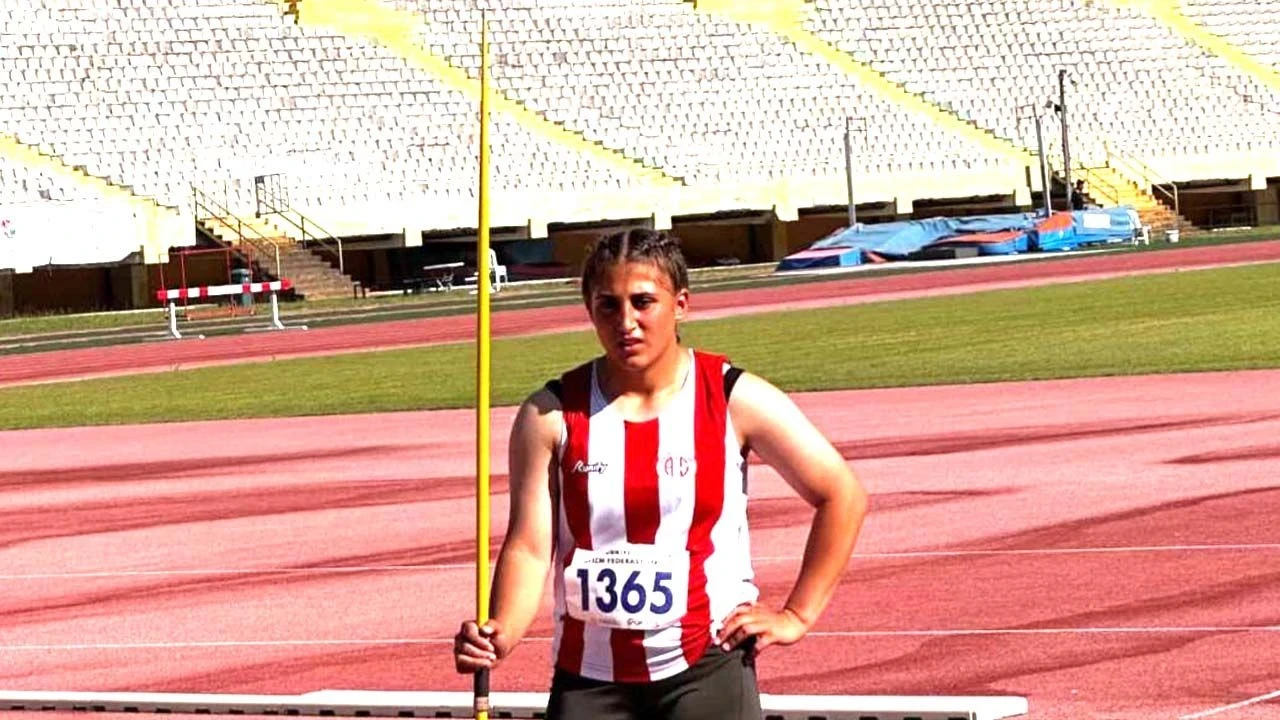 Emine Nur Bektaş, U16 Türkiye Şampiyonası'nda altın madalya kazandı