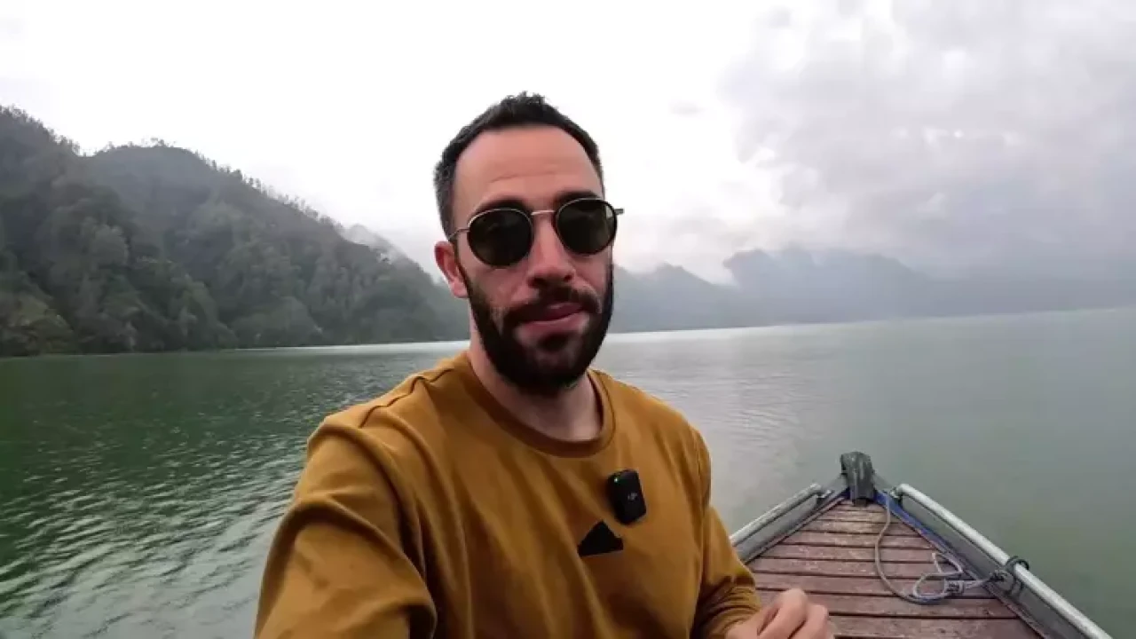 Kuralsız Sokaklar Başlıyor! Mert Öztürk Kimdir? Tehlikeli Sokakların Gezgininden Heyecan Dolu Yolculuk