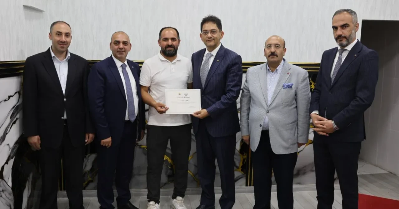 Erzurum Ticaret Borsası’ndan Çat İlçesindeki Üyelere Ziyaret ve Teşekkür Belgesi
