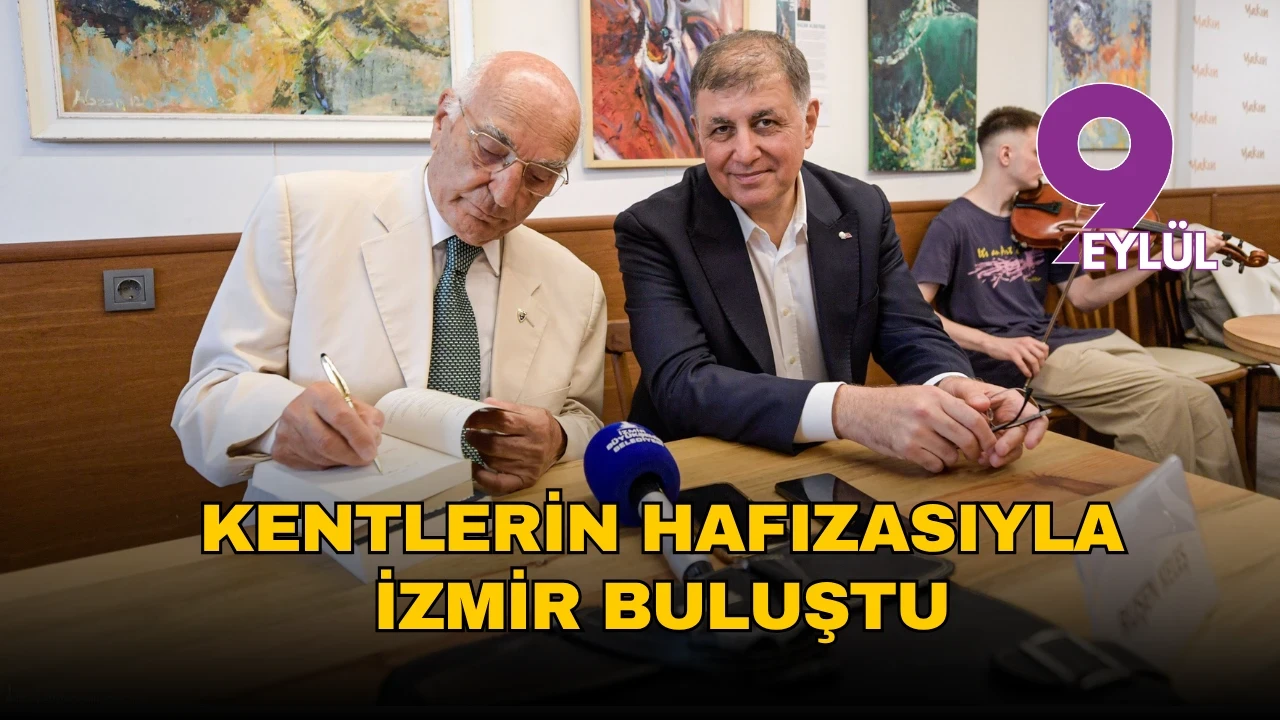 İzmir'de Prof. Dr. Ruşen Keleş kitap imza günü düzenledi, Tugay da katıldı