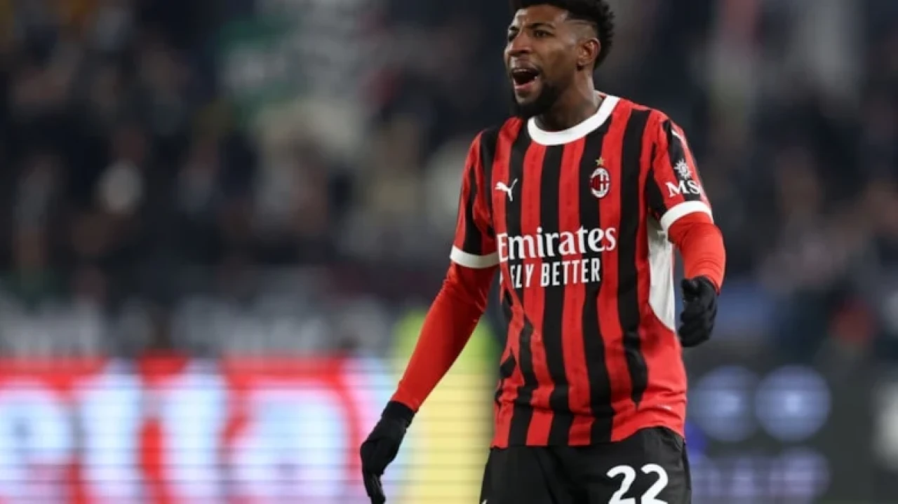 Beşiktaş, Emerson Royal için Milan'a satın alma opsiyonlu kiralama teklifi yapacak
