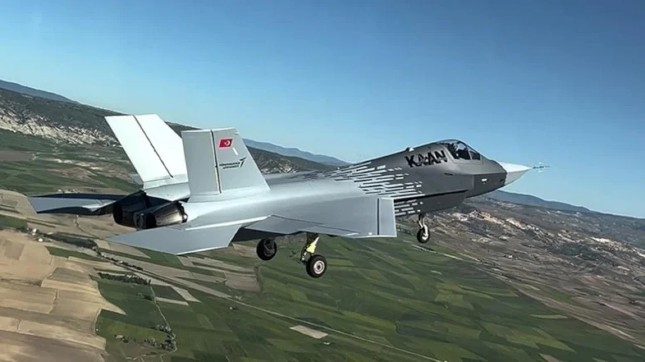 Türkiye'nin KAAN Uçağı'nın Endonezya'ya Satışı İçin Sözleşme İmzalandı