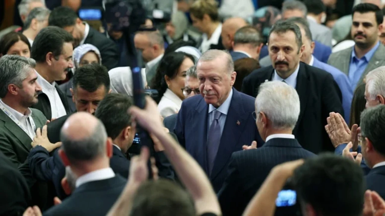 Bahçeli'nin Çağrısı AKP'de Milliyetçi Endişelere Neden Oldu!