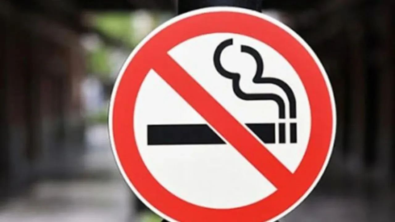 Türkiye'de Dumansız Türkiye kampanyasıyla sigara denetimleri hız kazandı, ceza ve destek hizmetleri artıyor.