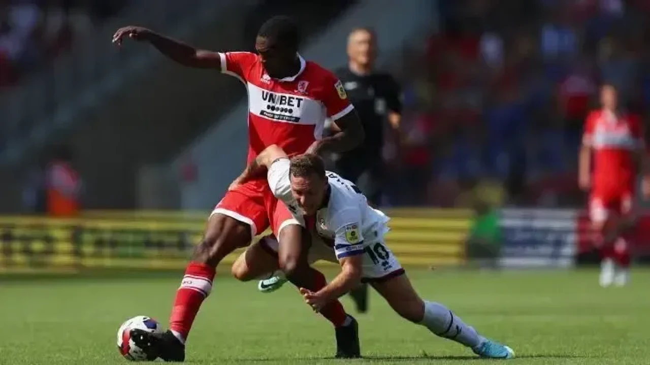 Kocaelispor, İngiltere'den sağ bek transferinde anlaşmaya vardı!