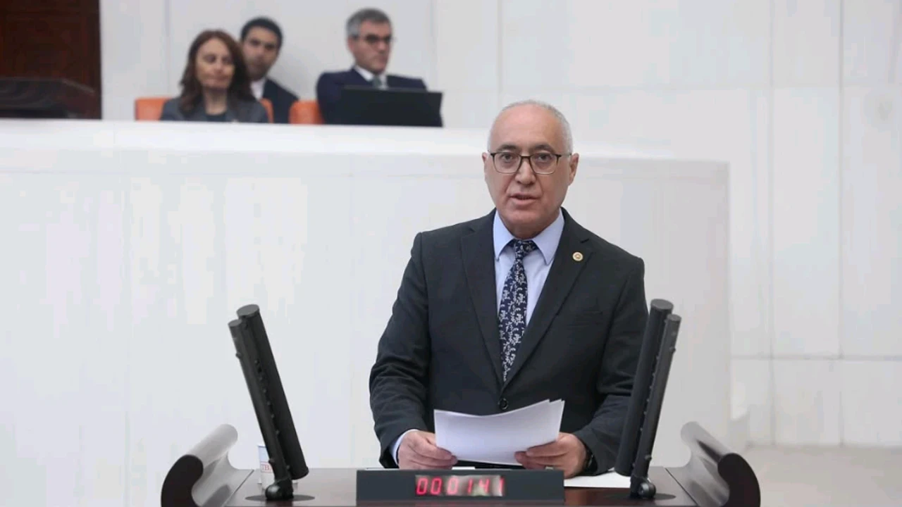 Doğan Demir Gelecek Partisi'nden ayrıldı, siyasi geleceği merak konusu oldu