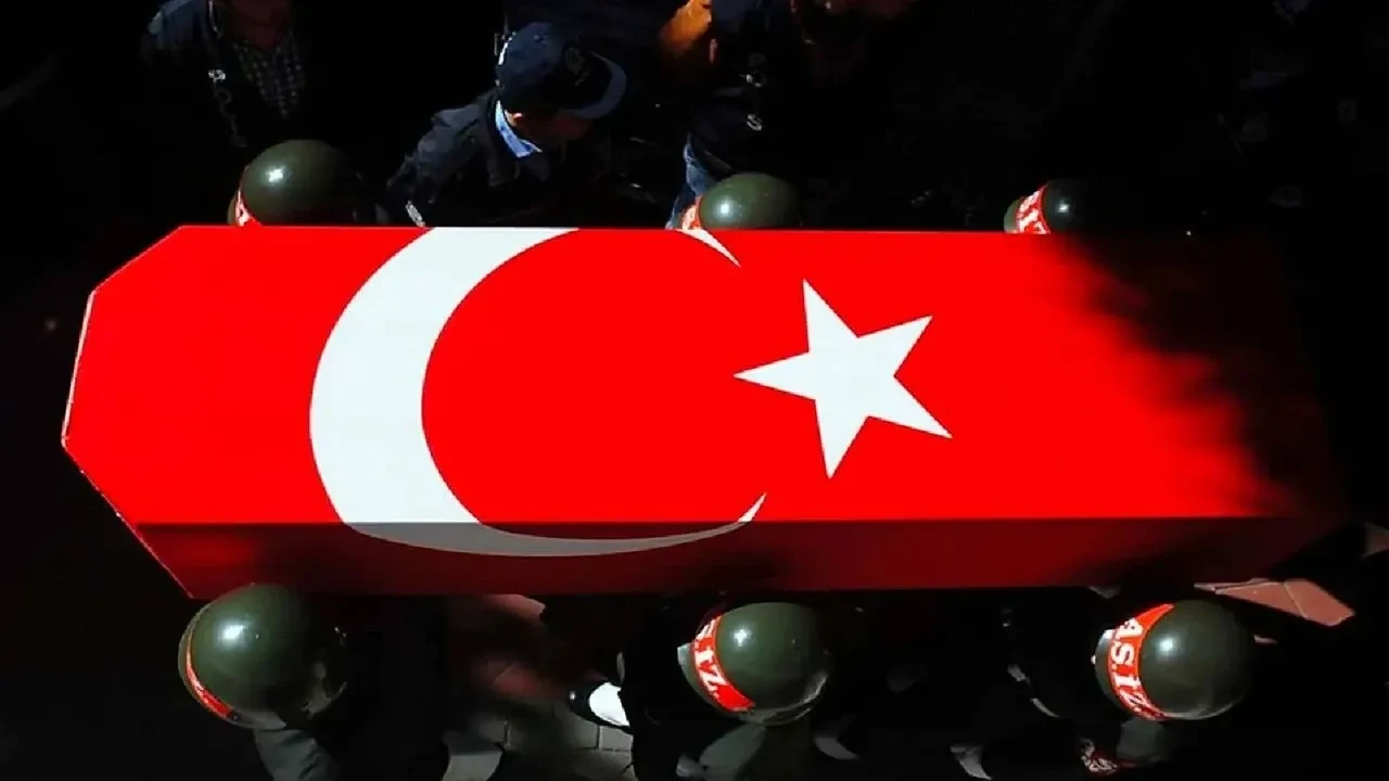 İskenderun'da Yüksek Ateşle Hastaneye Kaldırılan 2 Asker Şehit Oldu