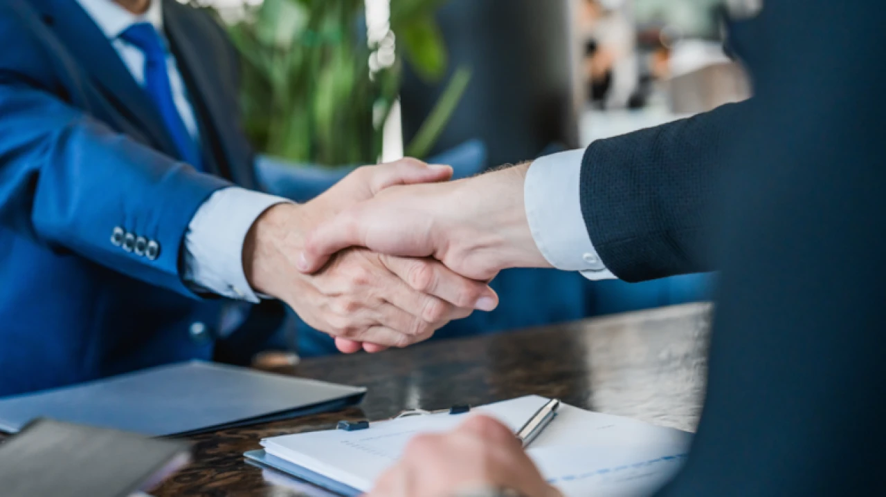 Turizm Çalışanlarının Haftalık İzin Hakkı Kısıtlandı, Yeni Düzenleme TBMM'den Geçti