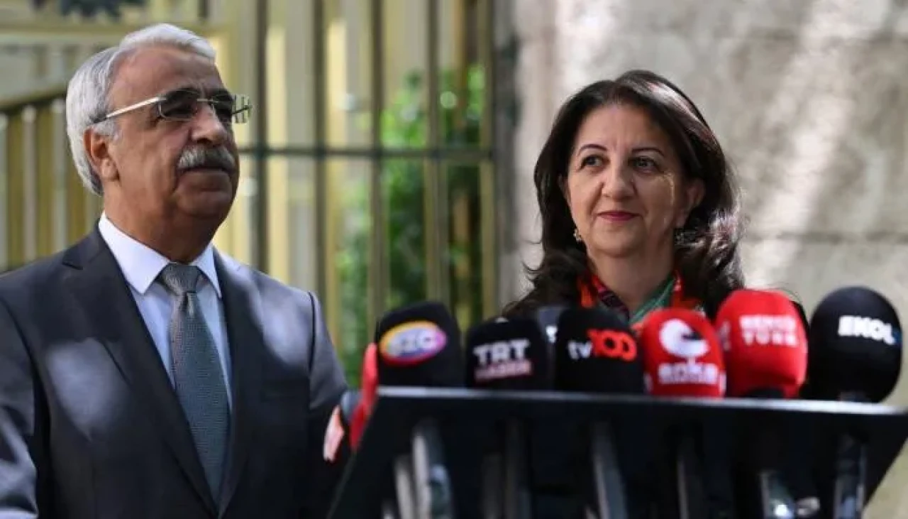 Öcalan ile DEM Parti heyeti arasında 3.5 saatlik önemli görüşme gerçekleştirildi