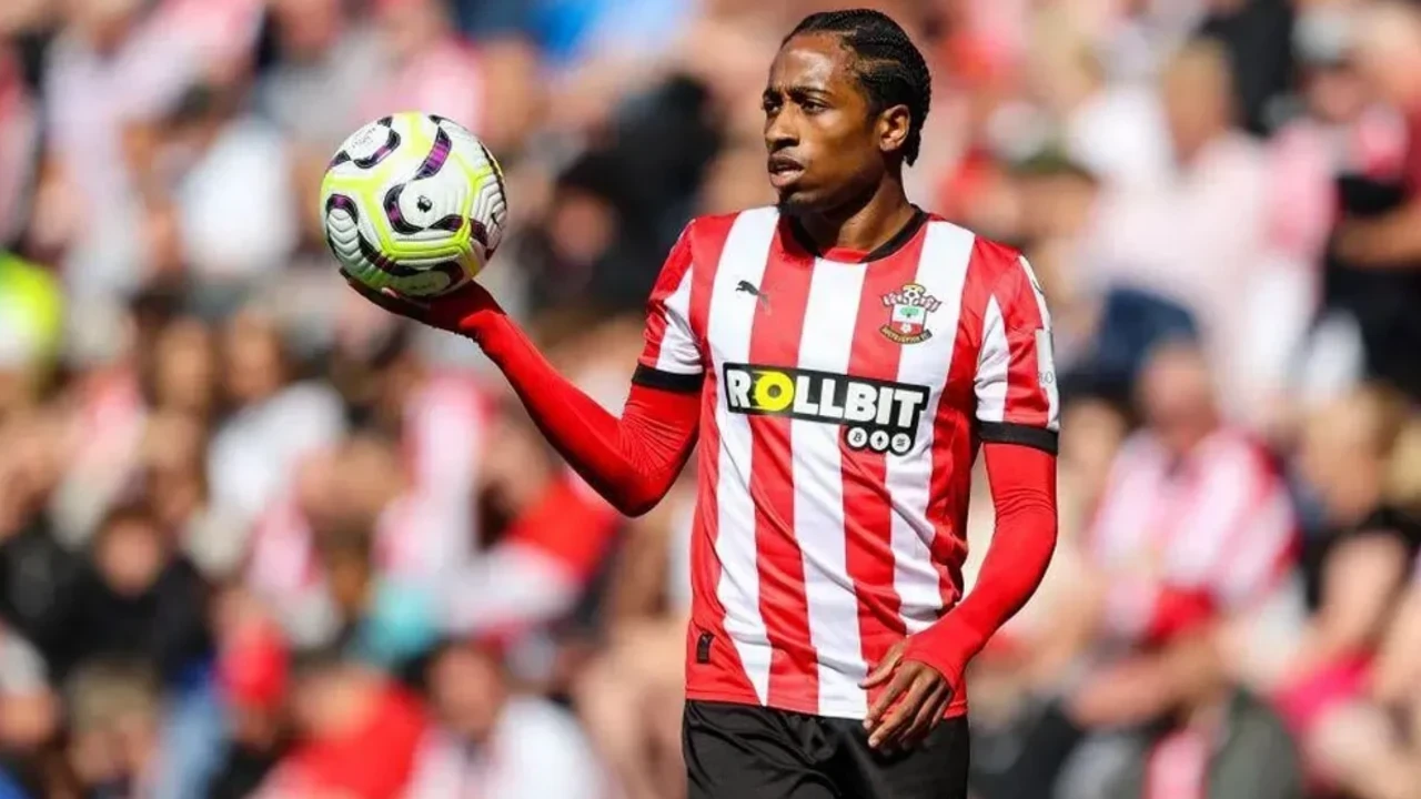 Beşiktaş, Kyle Walker-Peters transferinde mutlu sona yaklaştı