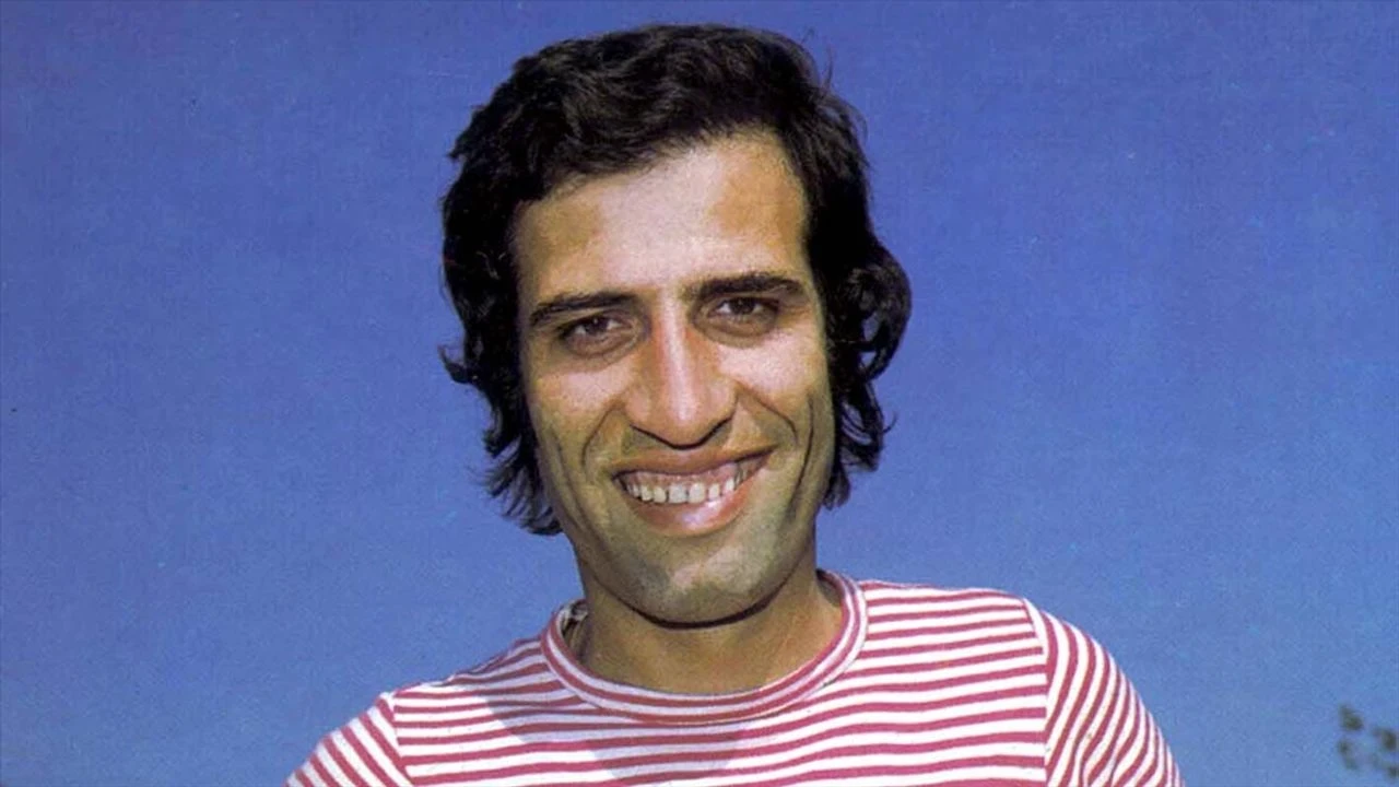 Kemal Sunal: Güldüren Yüzün Hikayesi ve Unutulmaz Filmleri