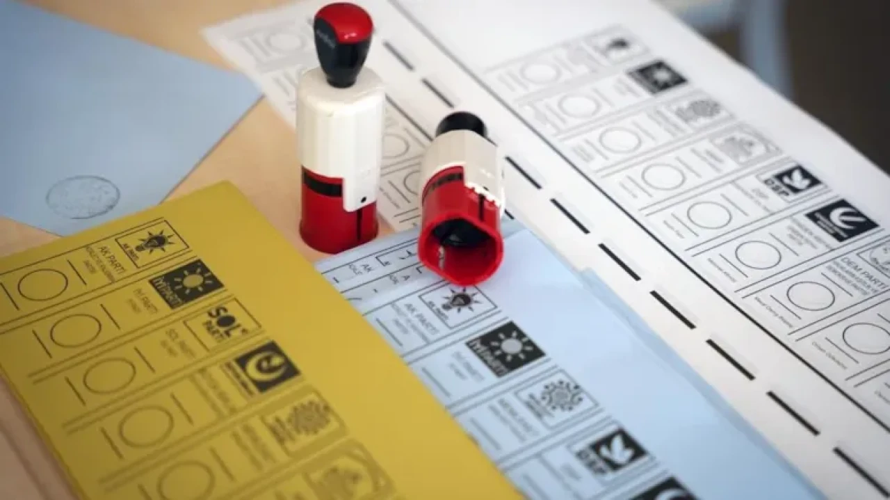 Erken seçim isteği: Anket sonuçlarına göre seçmenlerin %69'u 'Evet' diyor