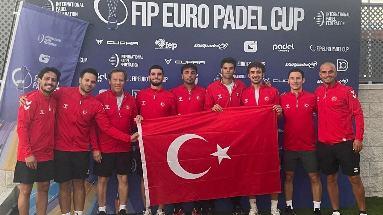 Türkiye Padel Milli Takımı Madrid'de Avrupa Kupası'na katıldı