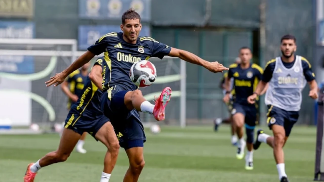 Fenerbahçe’nin Portekiz kampı kadrosu belli oldu, yeni transferler yer aldı