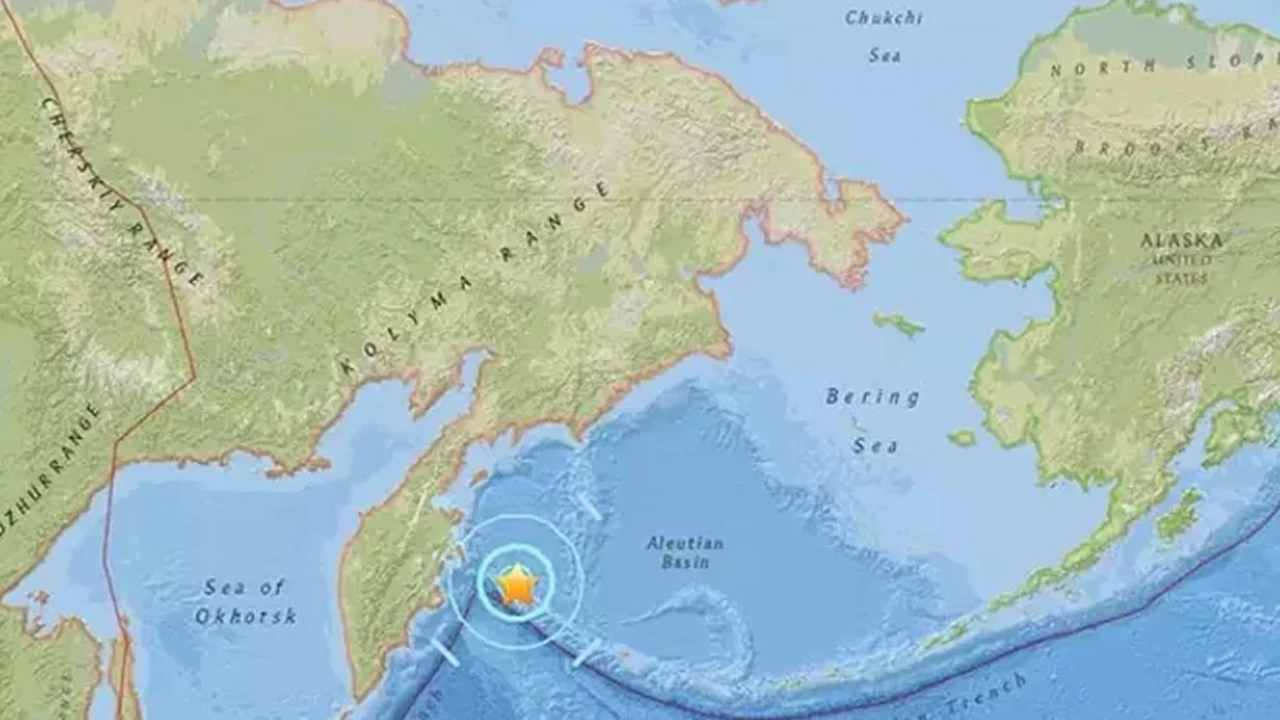 Kamçatka'da 8.8 Büyüklüğünde Deprem: Tsunami Uyarısı ve Tahliyeler Başladı