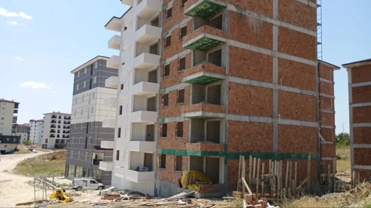 İnşaatta Ölüm: Erol T. Asansör Boşluğuna Düştü, Hayatını Kaybetti