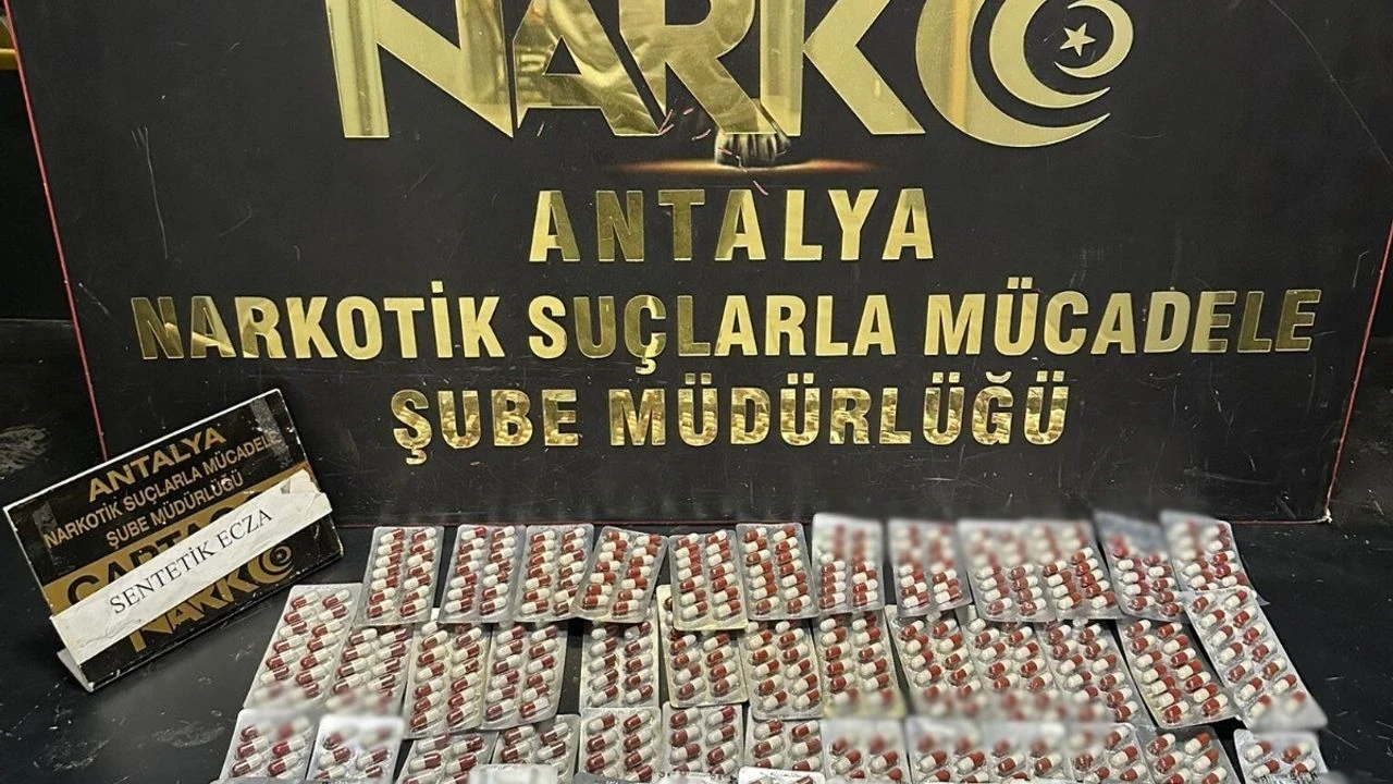 Antalya'da Uyuşturucu Operasyonları: 20 Operasyonda 24 Şüpheli Tutuklandı
