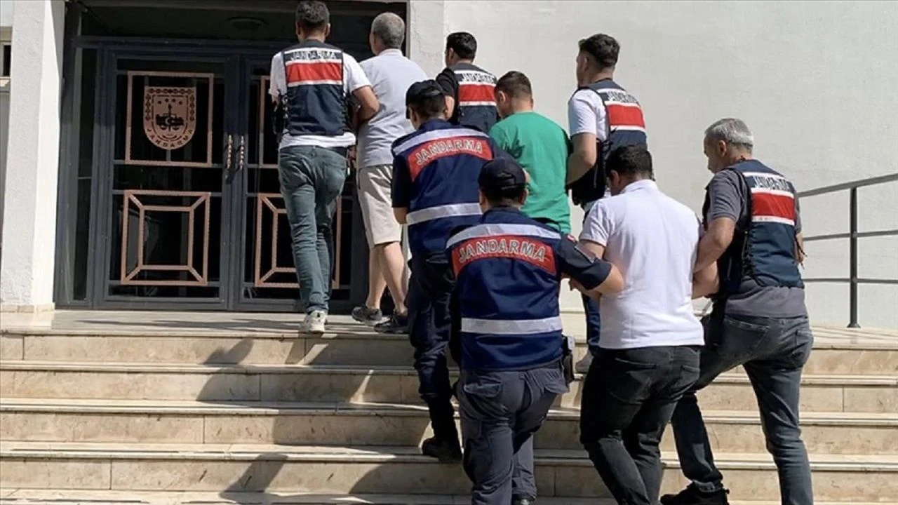 28 İlde DEAŞ'a Operasyon: 153 Şüpheli Yakalandı, Dijital Ağ Çözüldü
