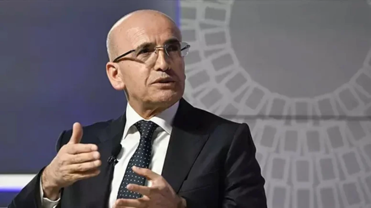 Şimşek, Kızılcahamam'da vekillere ekonomide köklü çözümler gerektiğini vurguladı