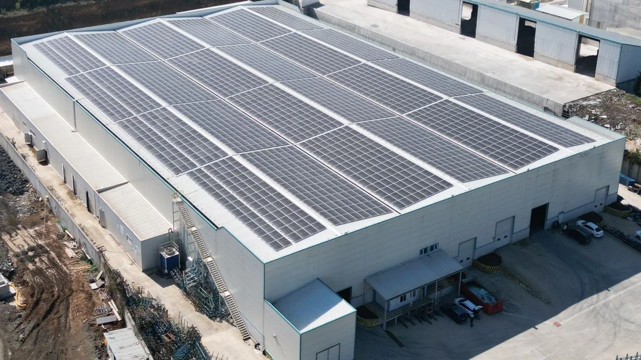 Düzce'de Güneş Enerji Santrali ile Sürdürülebilir Geleceğe Adım Atıldı