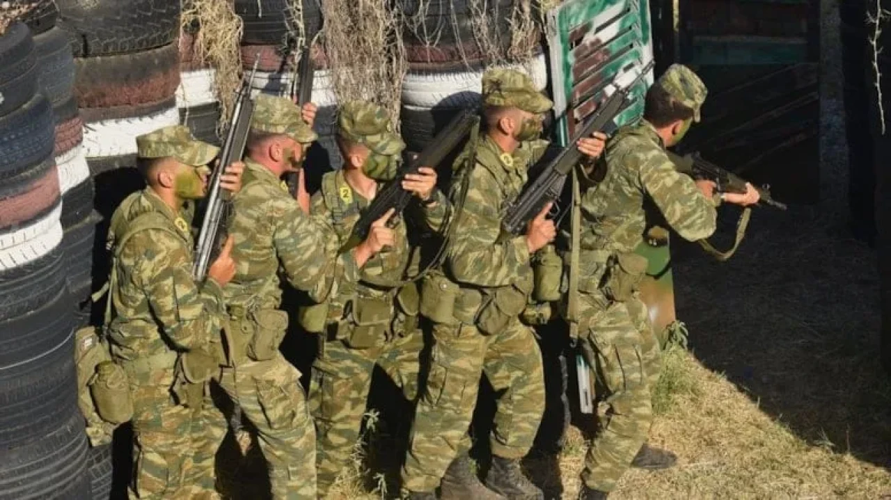 Yunanistan'dan zorunlu askerlikte yeni düzenleme: Kara kuvvetlerine odaklanacak