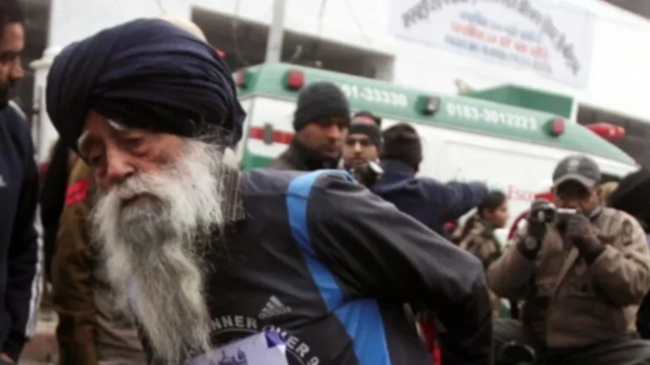Dünyanın en yaşlı maraton koşucusu Fauja Singh, trafik kazasında hayatını kaybetti