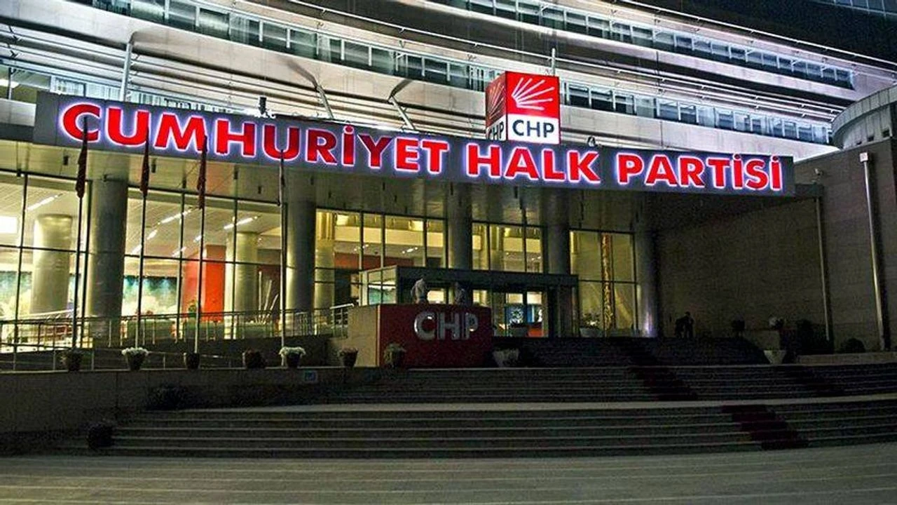 CHP Kurultayı İptali Davasında Duruşma Tarihi 15 Eylül'e Ertelendi