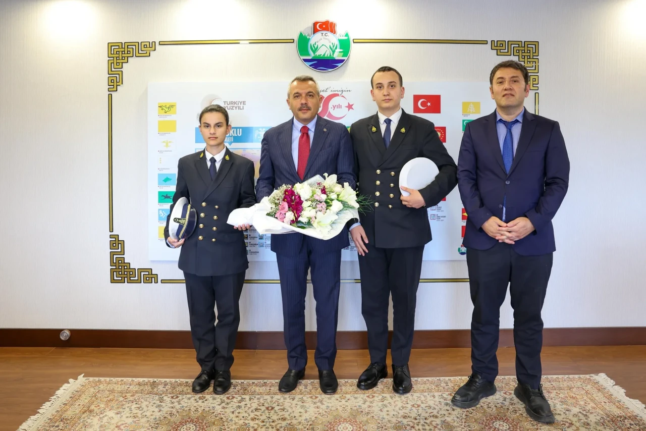Rize Valisi Baydaş, Kabotaj Bayramı dolayısıyla denizcilik temsilcileriyle bir araya geldi