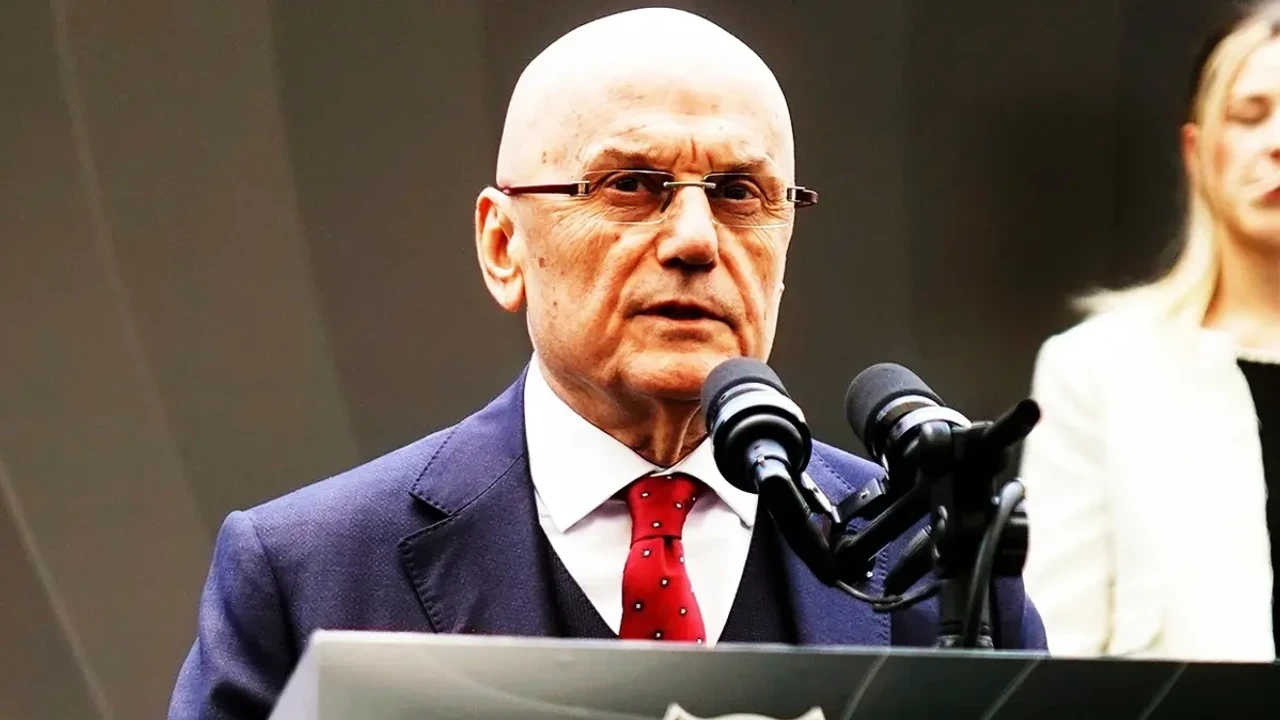 Tevfik Yamantürk, Beşiktaş Divan Başkanlığı görevinden ayrıldığını duyurdu