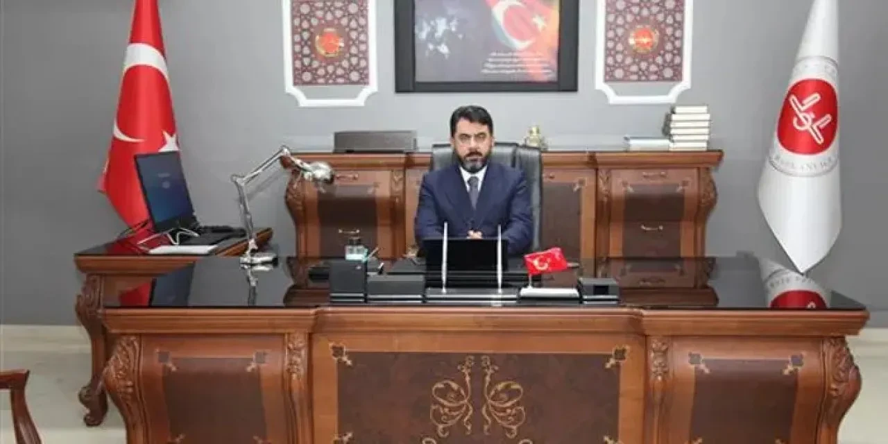 Trabzon'da Müftü Değişimi: Selami Aydın Yerini İsmail Çiçek'e Bıraktı