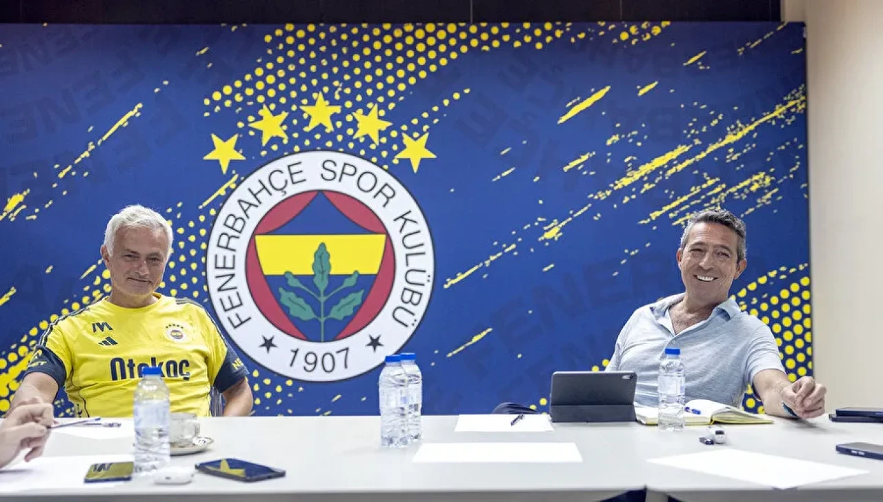 Fenerbahçe'den sağ bek için Cancelo transferi atağı!