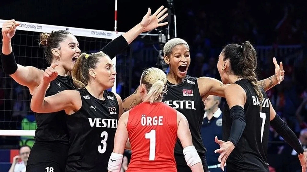 Filenin Sultanları, Japonya ile VNL çeyrek finalinde karşılaşıyor: Maç saati 17.30, TRT 1'de canlı!