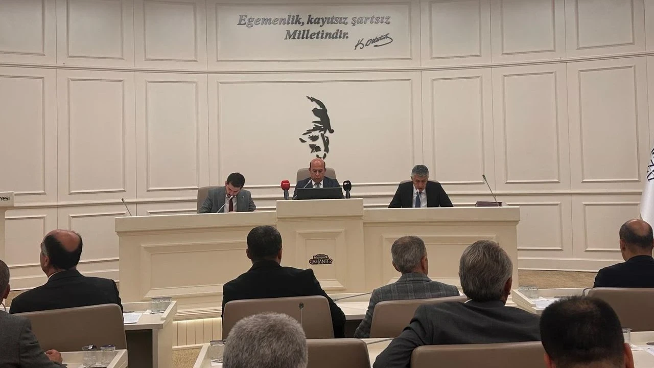 Gaziantep Meclisi’nde Tartışma: Umut Yılmaz’ın İddiaları Gerginlik Yarattı