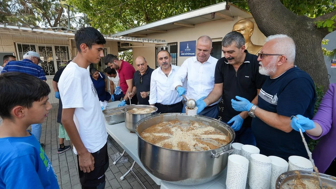 Gaziemir'de Aşure Etkinliğiyle Birlik ve Dayanışma Vurgusu Yapıldı