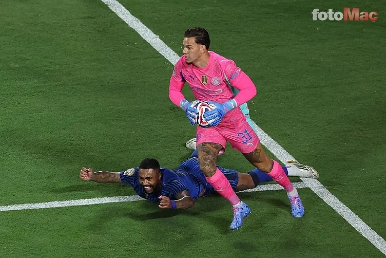 Ederson: Brezilyalı Kalecinin Kariyeri ve İstatistikleri ile Piyasa Değeri