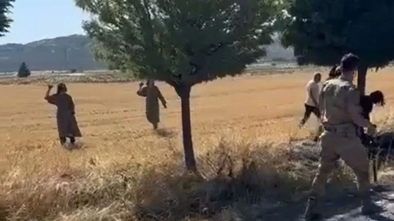 Jandarmaya bıçakla saldıran yabancı uyruklu 5 kişi gözaltına alındı, 4 jandarma yaralandı