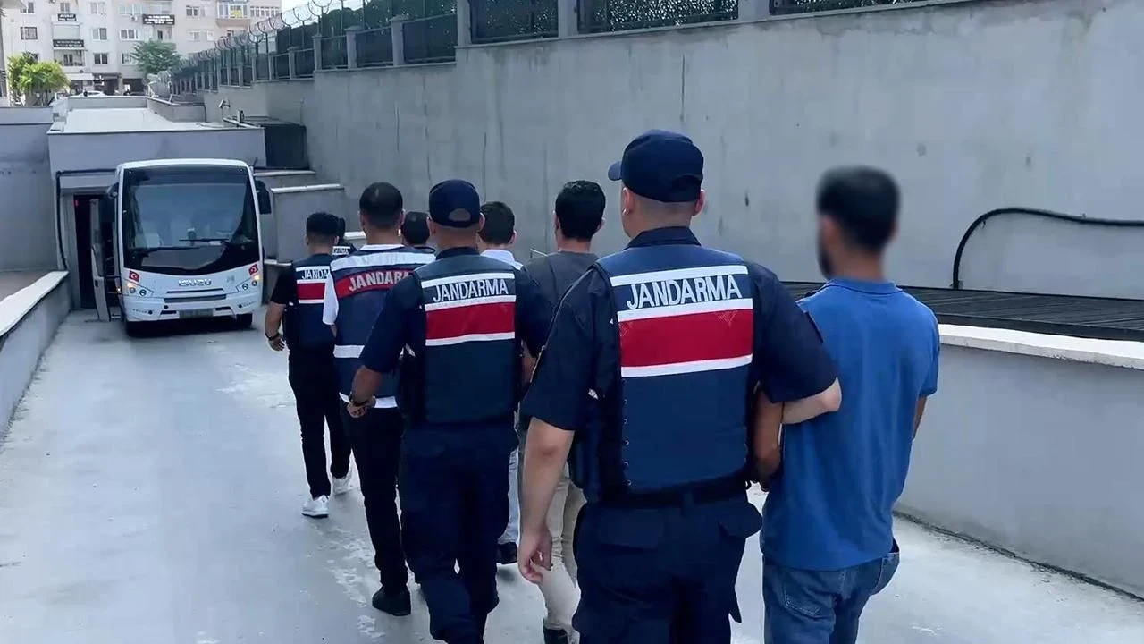 DEAŞ'a büyük darbe: 28 ildeki operasyonlarda 153 şüpheli gözaltına alındı