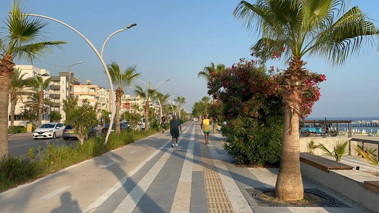 Alanya'da Bisiklet Hırsızlığı: Şarkıyla Giden, Küfürle Döndü!