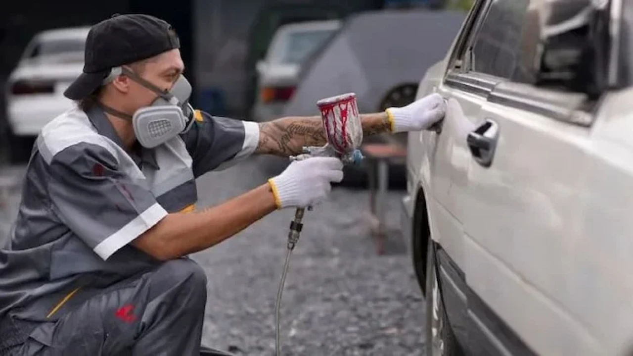 Nissan, aşırı sıcakları engelleyen yenilikçi otomotiv boyasını tanıttı