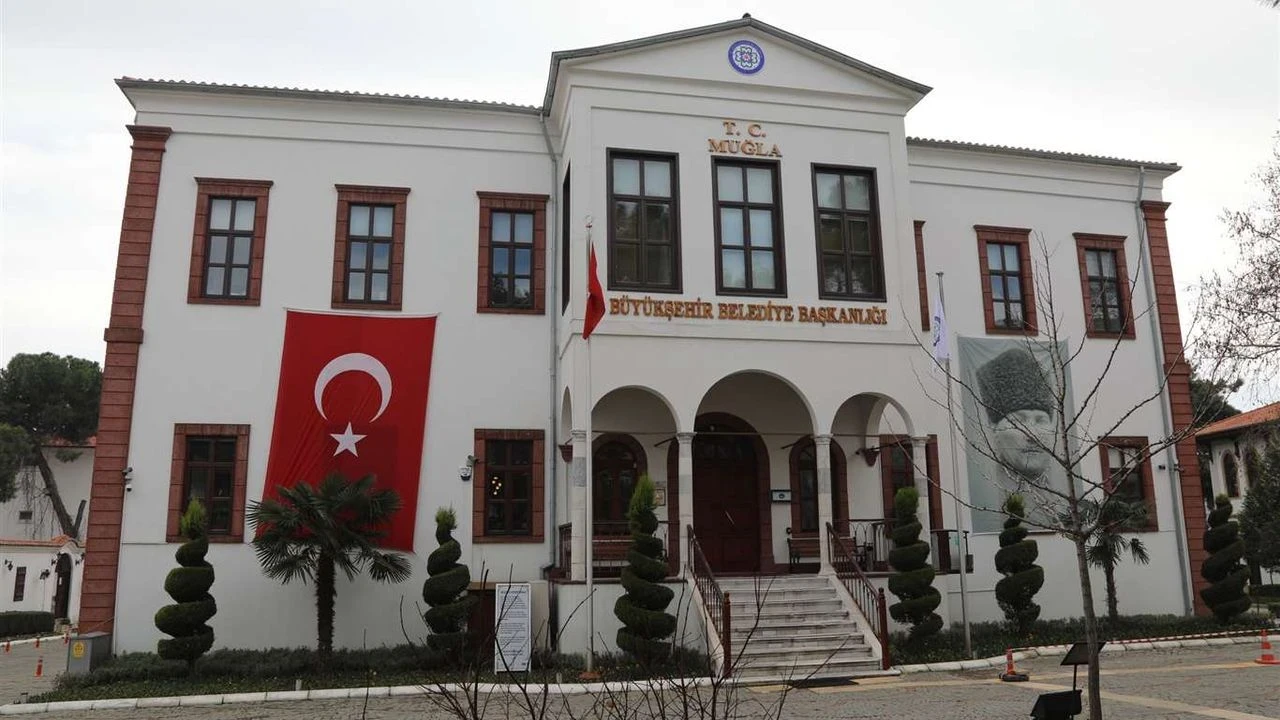 Bayraklı Başkan Yardımcısı Yılmaz'ın tutuklanması, Muğla'da tartışma yarattı!